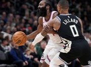 华体会全站-NBA自由市场焦点！保罗与雄鹿交流，谁是第一控卫？