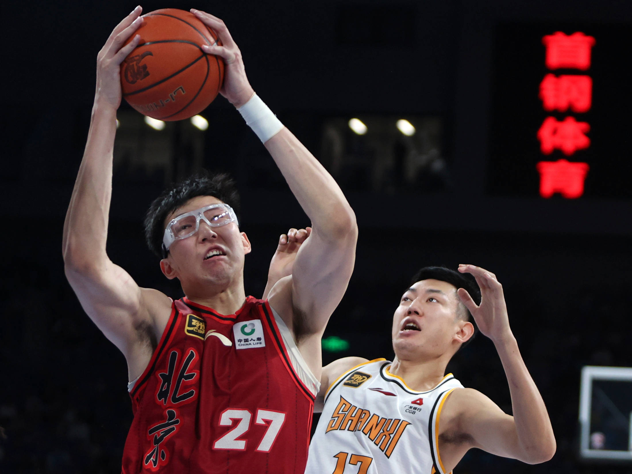 中国男篮NBA夏联集锦周琦17分9板，中国男篮胜黄蜂的简单介绍