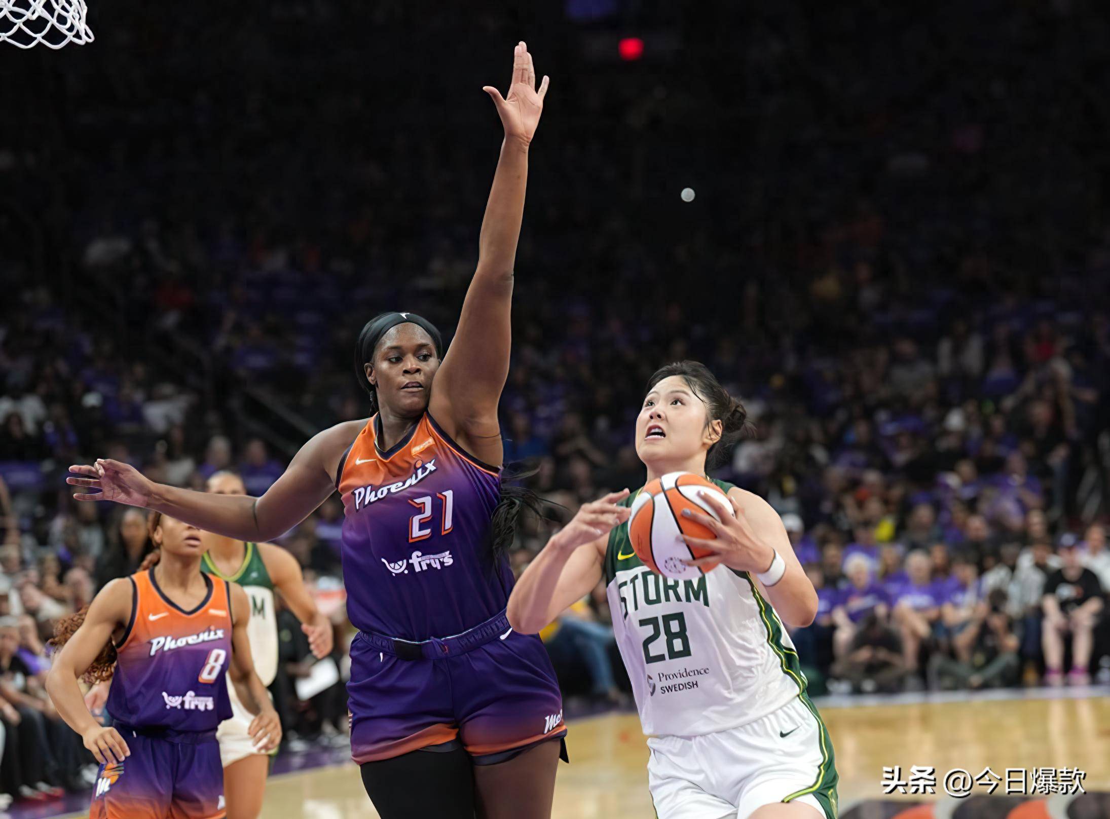 李月汝砍赛季新高11分9篮板！WNBA飞翼擒太阳的简单介绍